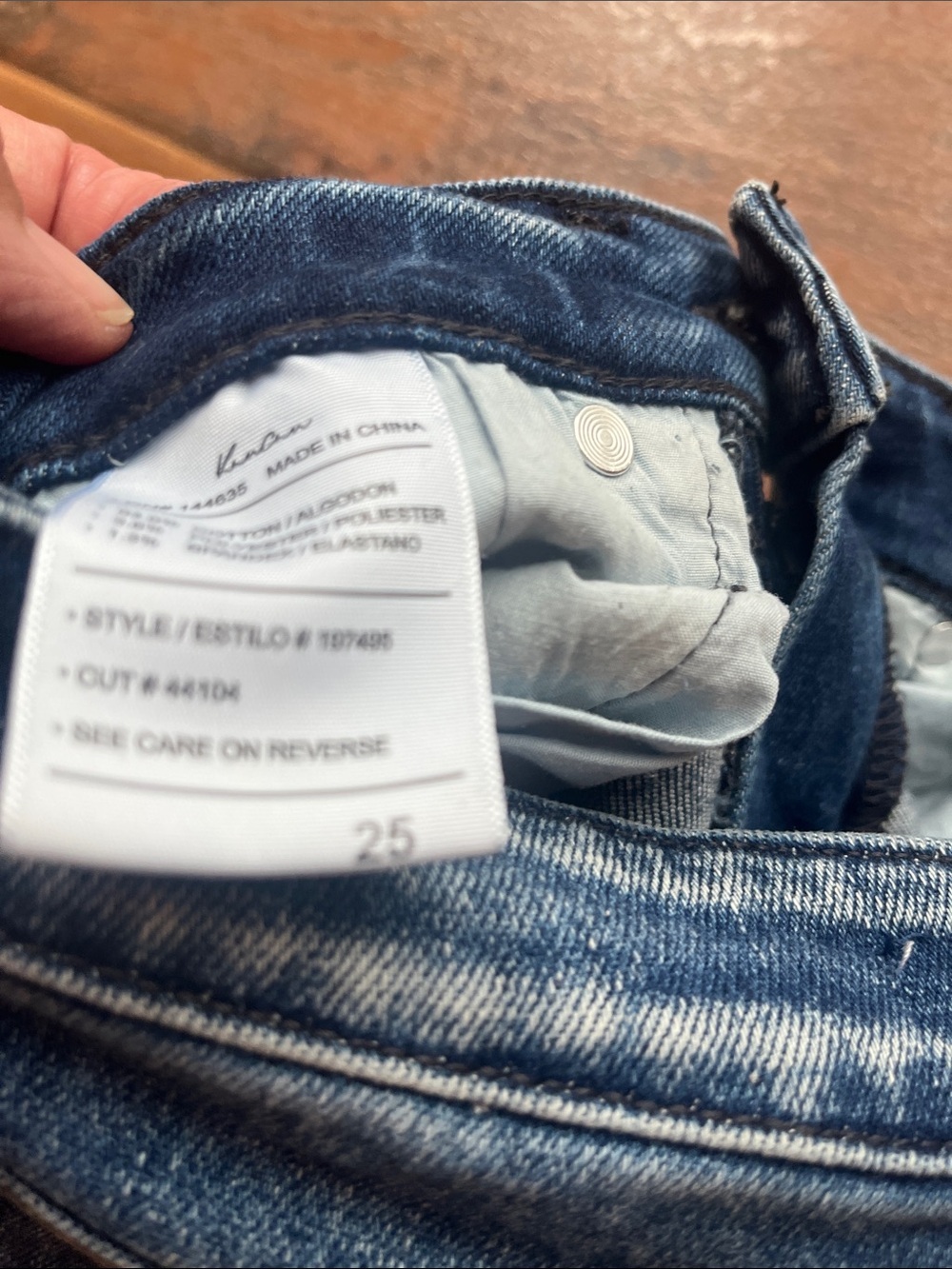 KanCan Dark Indigo Distressed Skinny Jeans - Size 25 - Picture 5 of 9